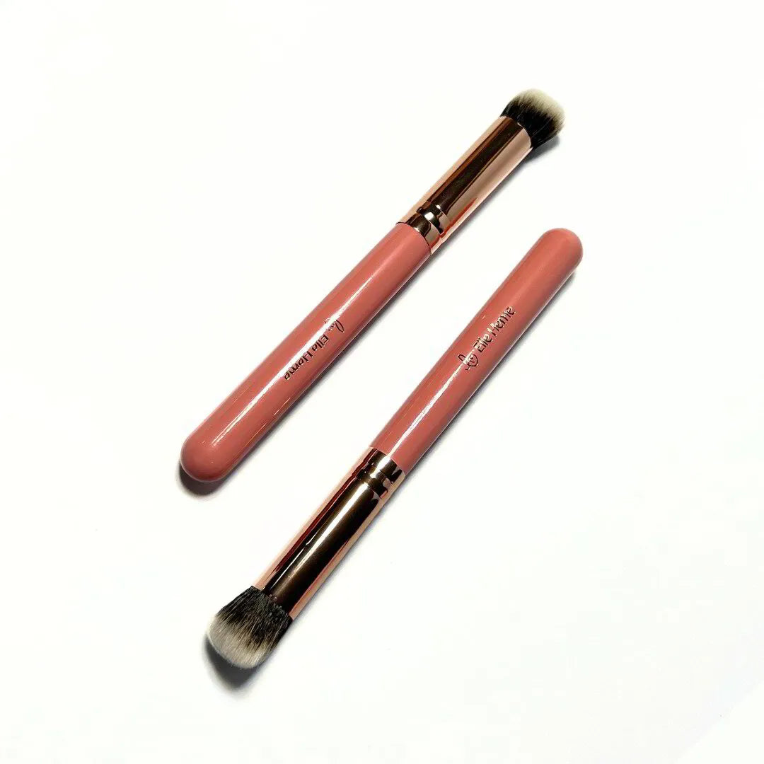 Combo Brocha corrector + ElleBlender